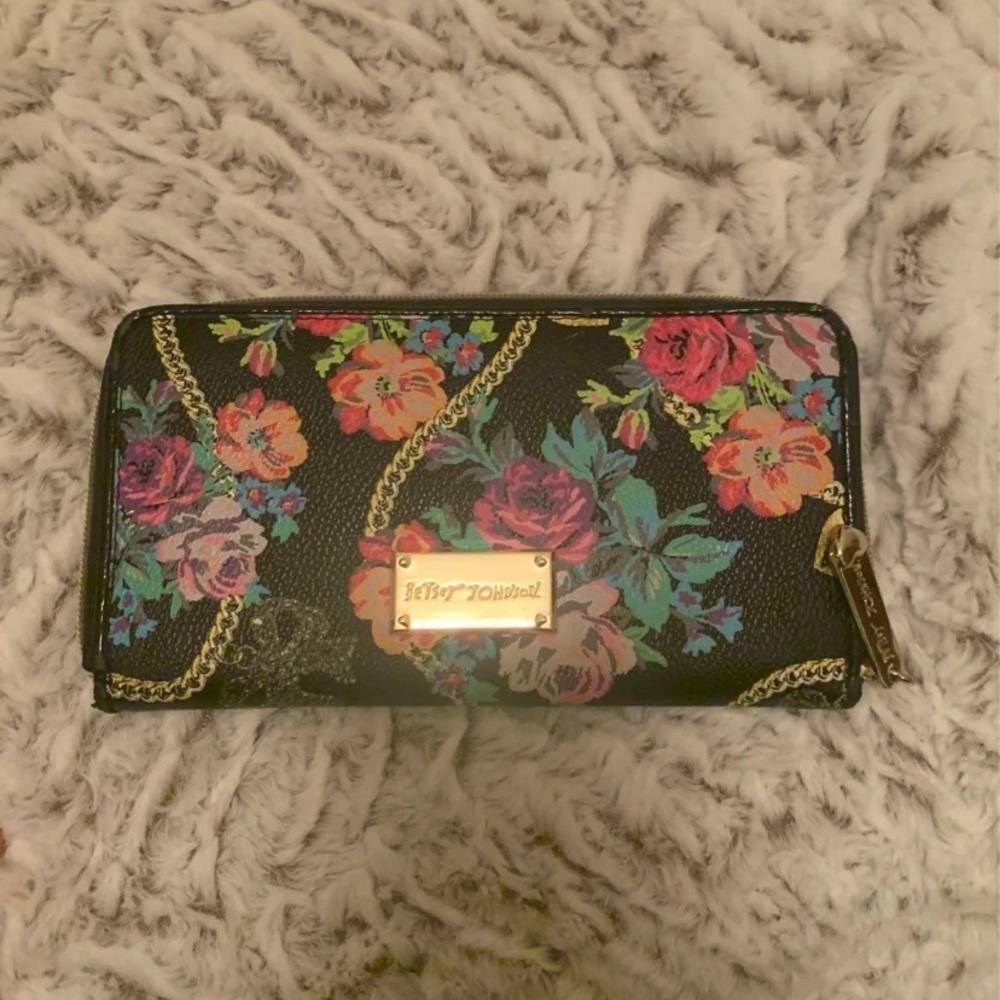 Betsy Johnson wallet